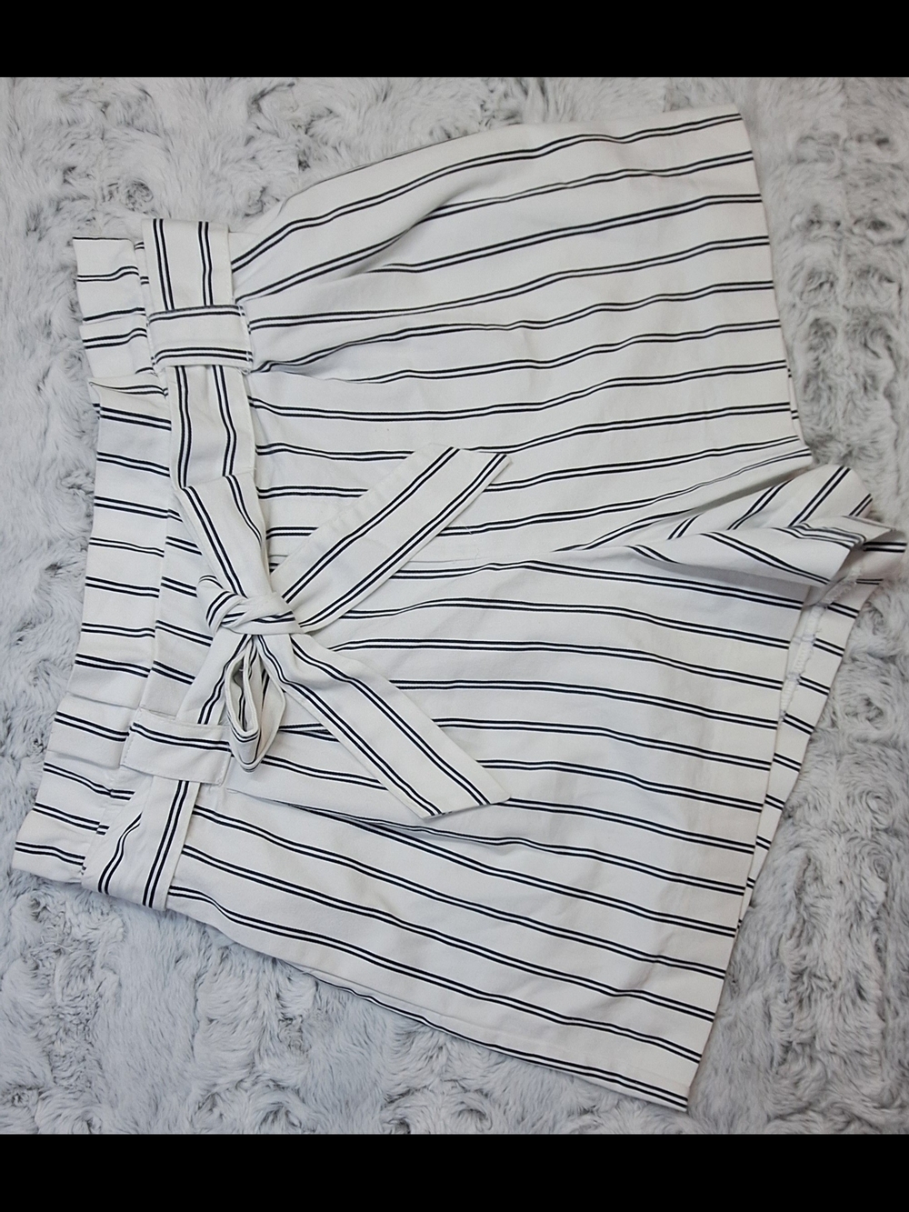 Zara TRF Striped Paperbag Shorts High Waisted Belted Pinstripe Size Small S